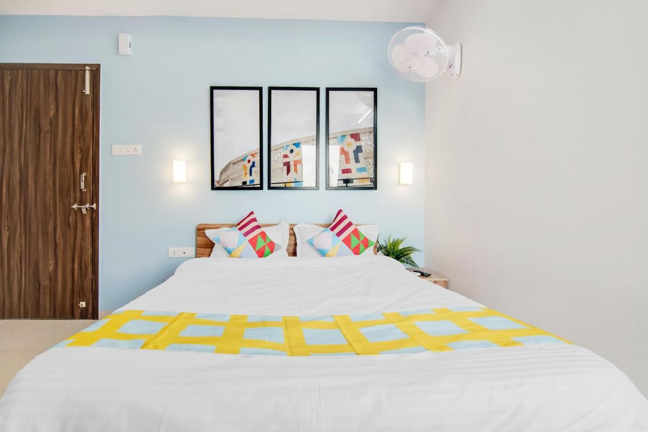 Oyo 79233 Hotel Hive Stays Kochi Exterior foto